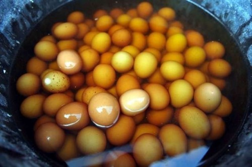 中国―子供の尿で煮た卵