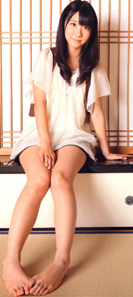 AKB48柏木由紀のつま先画像